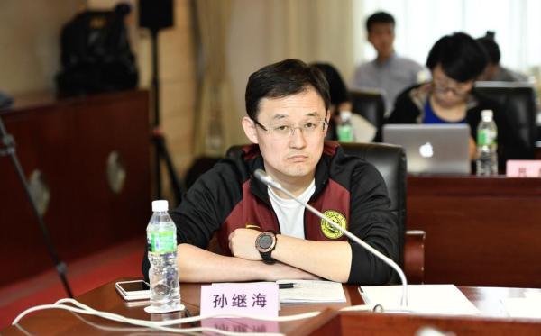 孙继海。