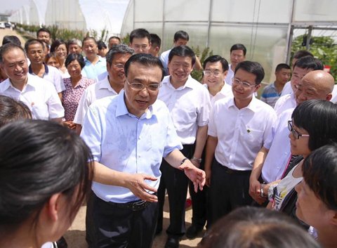 不会白衣扮演关本自卫兵海内马拉