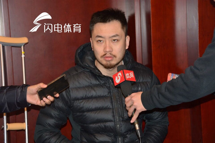 山东男篮铁汉也有柔情 透露喜欢看佛学书籍