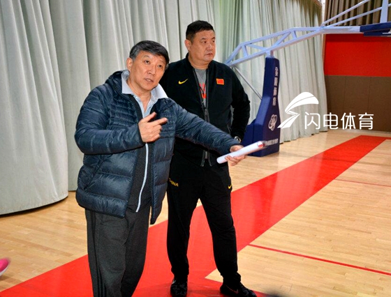 宫鲁鸣与徐长锁