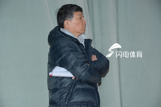 宫鲁鸣不忘山东父老乡亲 谈丁彦雨航:永远做标杆