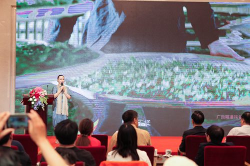 乌兰雪荣介绍27项世界级非遗