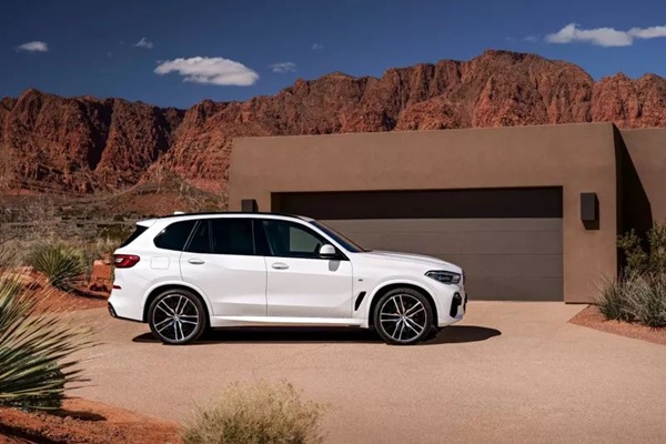 全面升级 全新BMW X5霸气而来高清图片