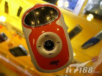 爱国者F850上市再降百元