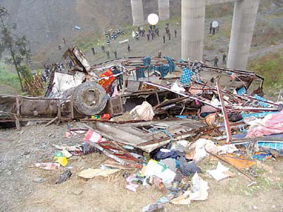 99年伏虎山车祸事件图片