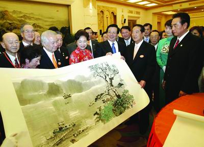 曾庆红会见并宴请宋楚瑜(图)