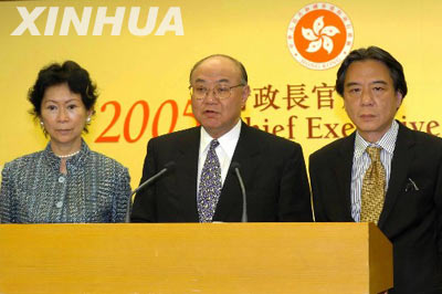 曾荫权当选香港特区新的行政长官人选(组图)