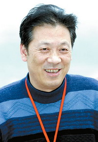 浙江日报报业集团总经理王一义