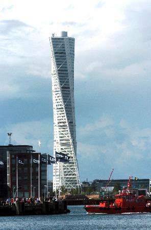 瑞典90度旋转大厦被评为05年世界最优摩天大楼