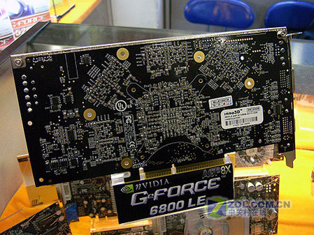 ͼΪInno3D GeForce 6800LE Կ