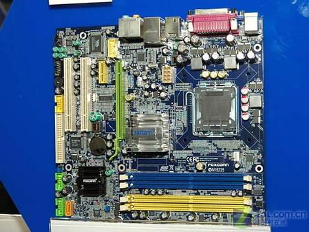 װ Intel G965+ ICH8R  FOXCONN ġ G9657MA-8 EKRS2 Gigabit Ethernet  8 ch ¼࣬ IEEE 1394 Ȼͳġ FOXCONN Ϊʹ Intel P/ G965 ϵҲʹõ Pentium Extreme Edition Ӧ