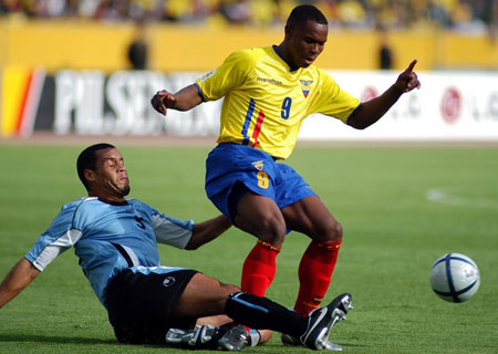 厄瓜多尔足球比分(厄瓜多尔足球俱乐部)