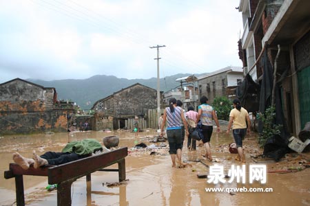 国内新闻 福建新闻 东南早报 昨天下午3时许,记者一行3人到达诏安县