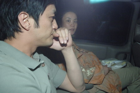 王菲李亚鹏第一次约会打通宵麻将