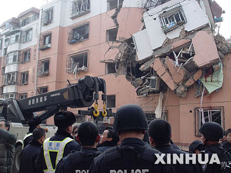 山西大同一居民楼今日爆炸4户房屋倒塌 2死4伤