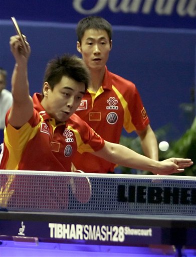 在男双决赛上,陈玘/马琳在一场中国选手之间进行的内战中获胜.