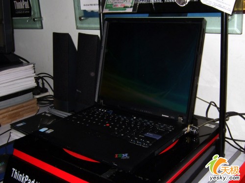 ThinkPad R60e 0658AE1