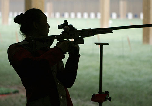 运动员射击姿势及顺序图片