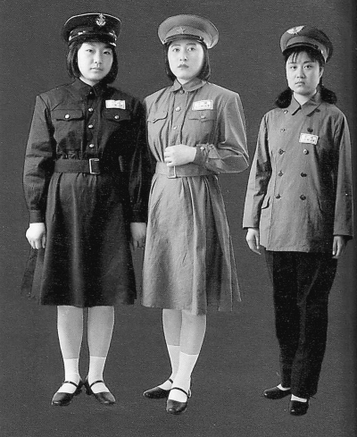 55式女军装图片