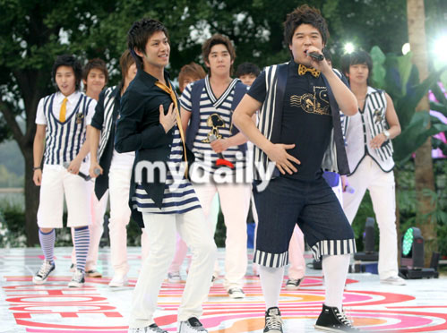 Super-Junior-06