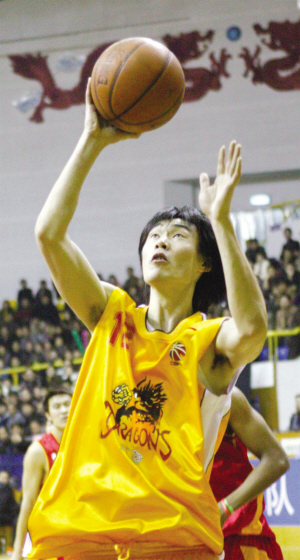 贵州吴俊篮球图片
