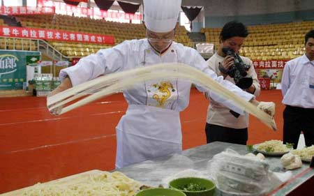 拉面师傅在比赛中