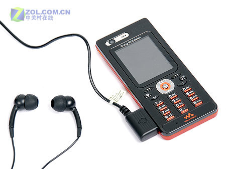 9.4mm Walkmanֻ W888cµ220Ԫ 