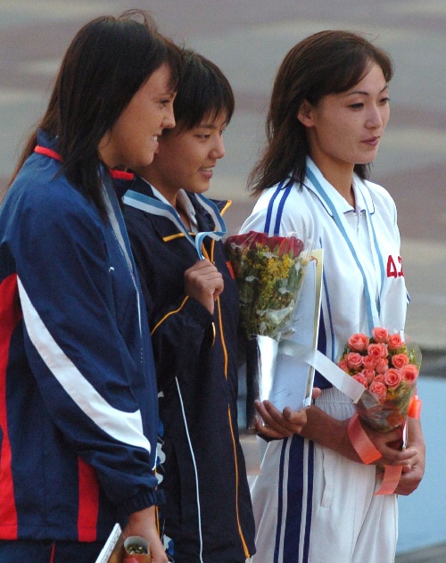 图文:世界军人运动会 杨玉婷夺女子三米板冠军