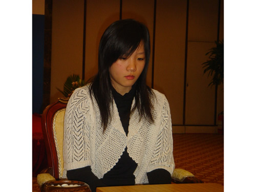 图文:世界女子围棋赛美女云集 宝岛美女谢依旻