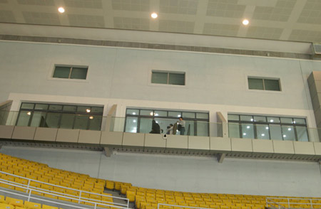 图文：首都体育馆改造竣工 体育馆残疾人包厢