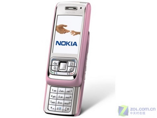 滑盖智能手机换新装 粉色诺基亚E65到货 