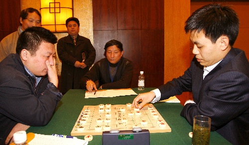 图文:全国象棋甲级联赛赛况 许银川战胜金松