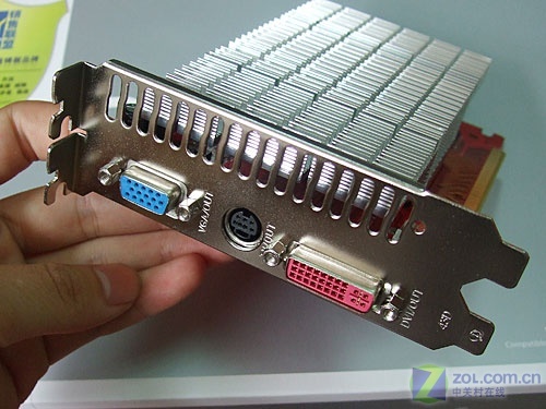  HD 2400PRO 256MB DDR2 