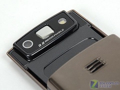 导航键变成了显示屏 三星E950跌破2000 