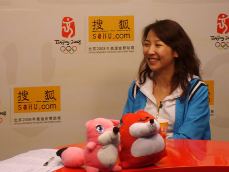 图文：《奥运来了》主持人做客搜狐 王小节做客