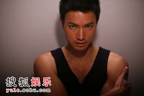 《狙击黑白森林》热拍 江洋新戏大显身手