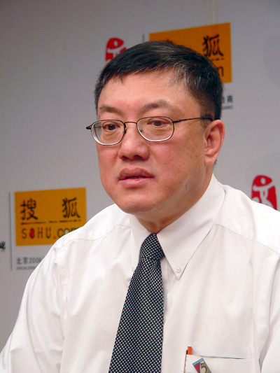 Professor Chow LeeDeVry Universityʲѧ칫ΣѺרü