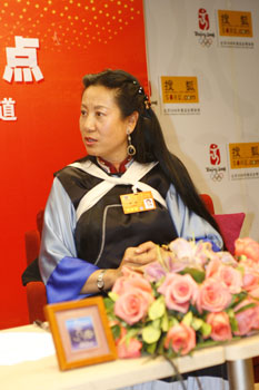 丽江市女副市长图片