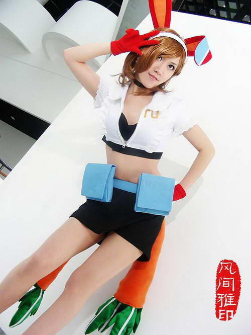 风间雅《月面兔兵器米娜》胡萝卜COSPLAY