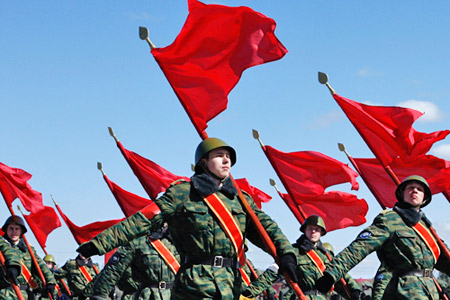 俄罗斯举行红场阅兵式彩排(组图)