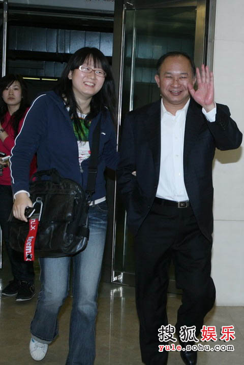 吴宇森导演早早的抵达了搜狐大厦