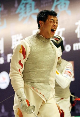 图文:世界杯中国男花获冠军 黄良才激动呐喊