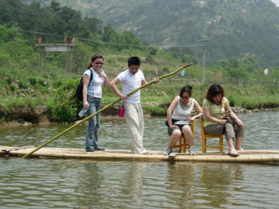 竹筏戏水