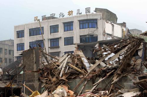 汶川大地震汉旺图片