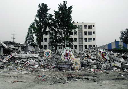 汶川地震 心裡的震中是學校(組圖)