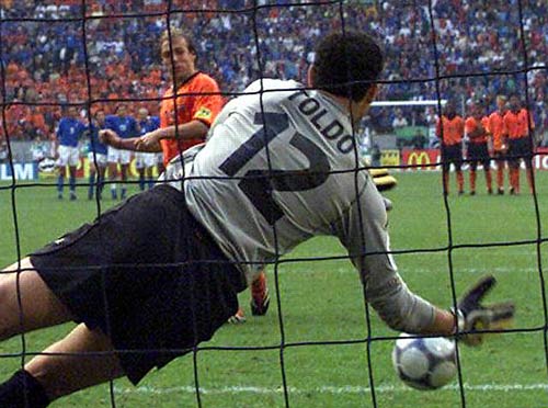 2000的 神奇托尔多是意大利点球不多的甜蜜回忆之一