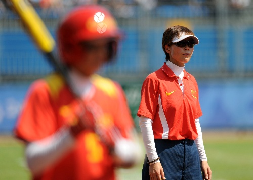 王丽红垒球图片