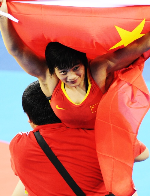 南京摔跤王娇图片