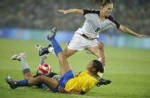 图文：女足美国队夺冠 美国队埃米·罗德里格斯