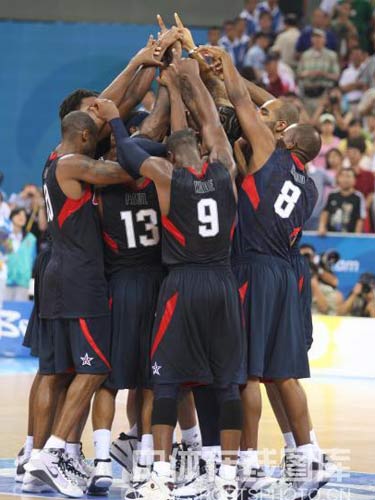2008年8月24日下午,北京奥运会男篮决赛在五棵松篮球馆进行